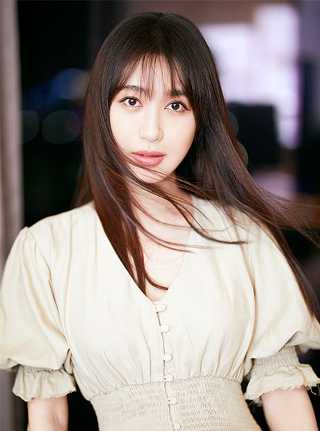 李菲兒