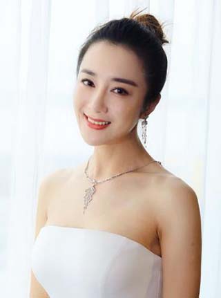 李依曉